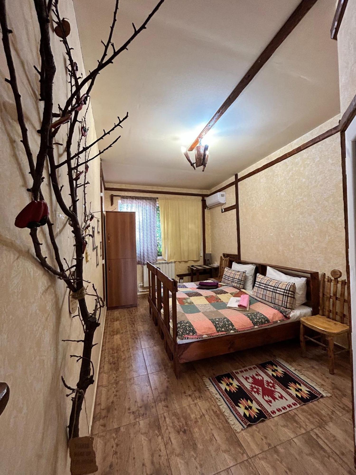 Machanents Art Hotel Vagharshapat Buitenkant foto