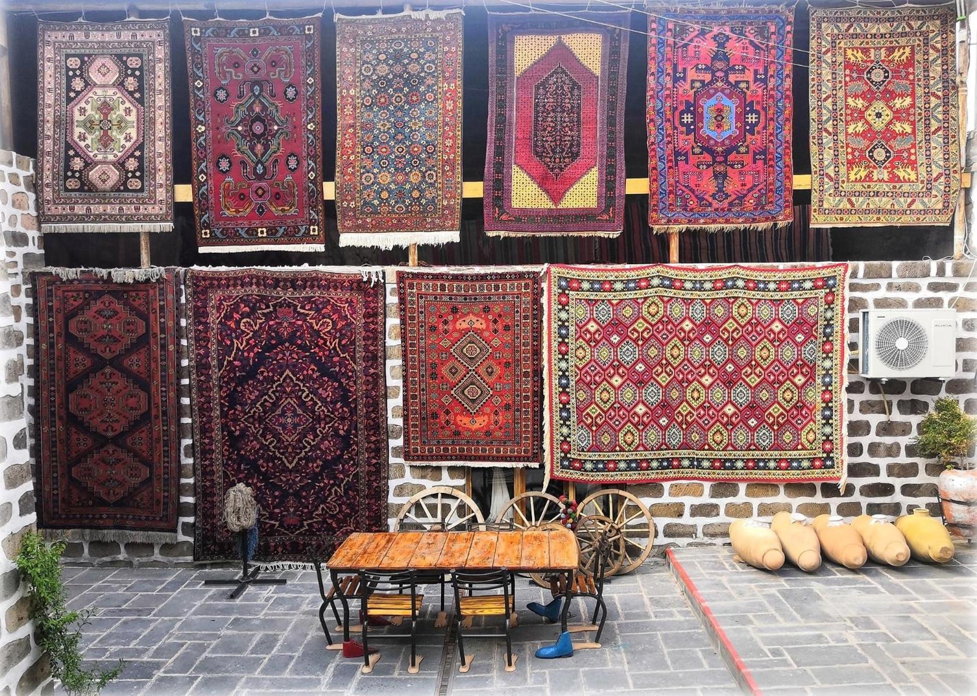Machanents Art Hotel Vagharshapat Buitenkant foto